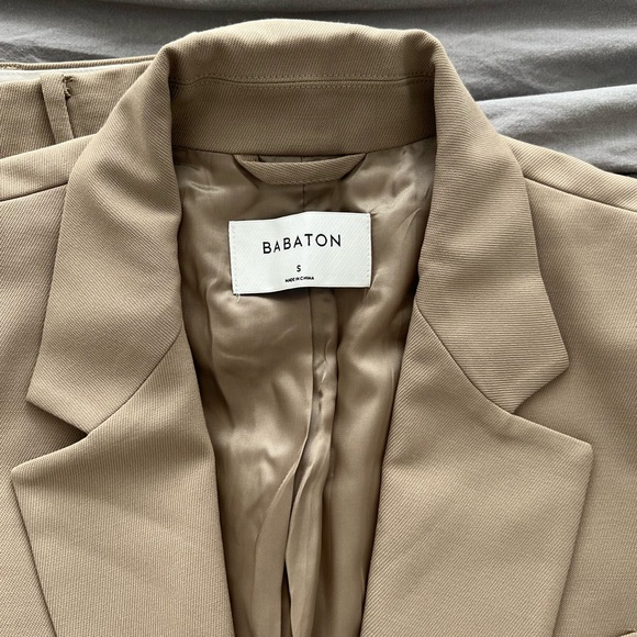 Aritzia Babaton Agency Tan Suit NWT and NWOT - Picture 2 of 5